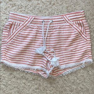 Rewind Pom-Pom Hem Linen Shorts